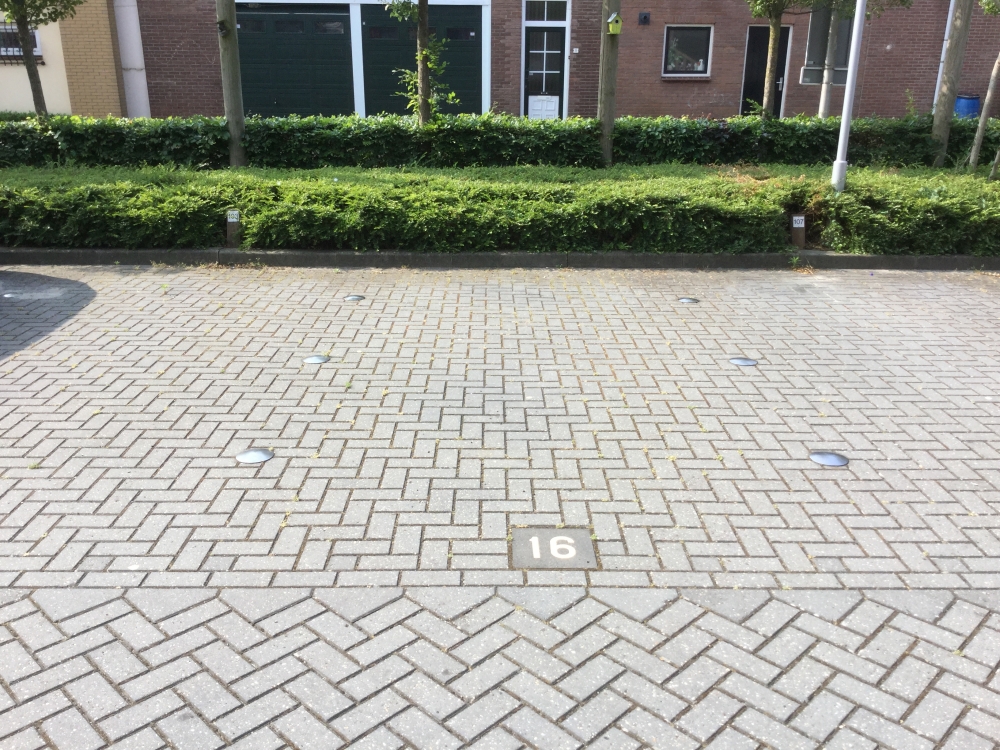 Burgemeester Bramerstraat 105