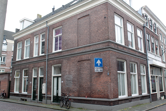 Halvemaansteeg 9