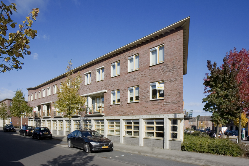 Van der Helststraat 13