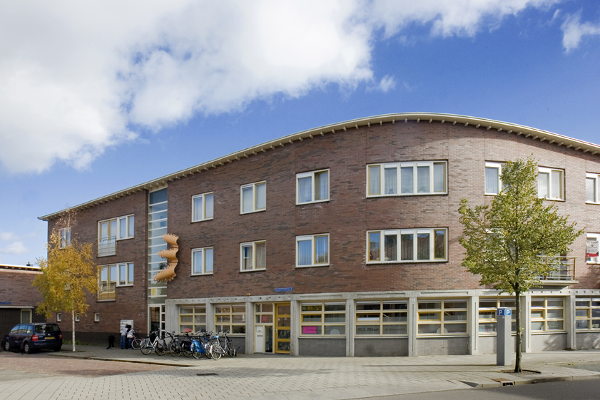 Van der Helststraat 13