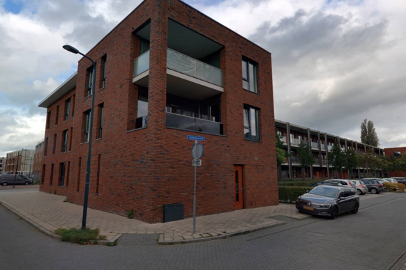 Dr. Damstraat 50