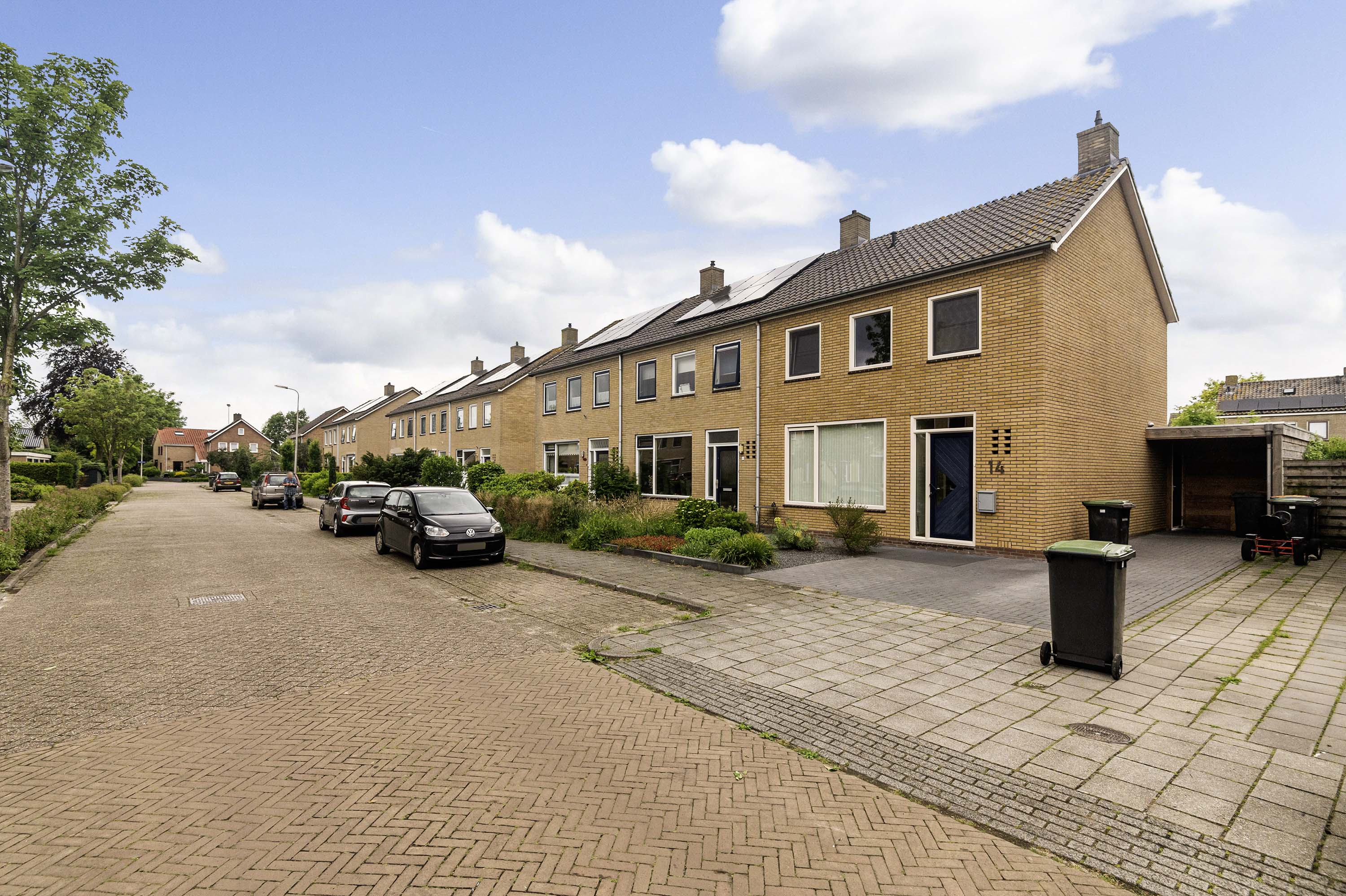 Leliestraat 22